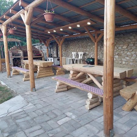 فندق Fenyofa Vendeghaz Szilvásvárad المظهر الخارجي الصورة