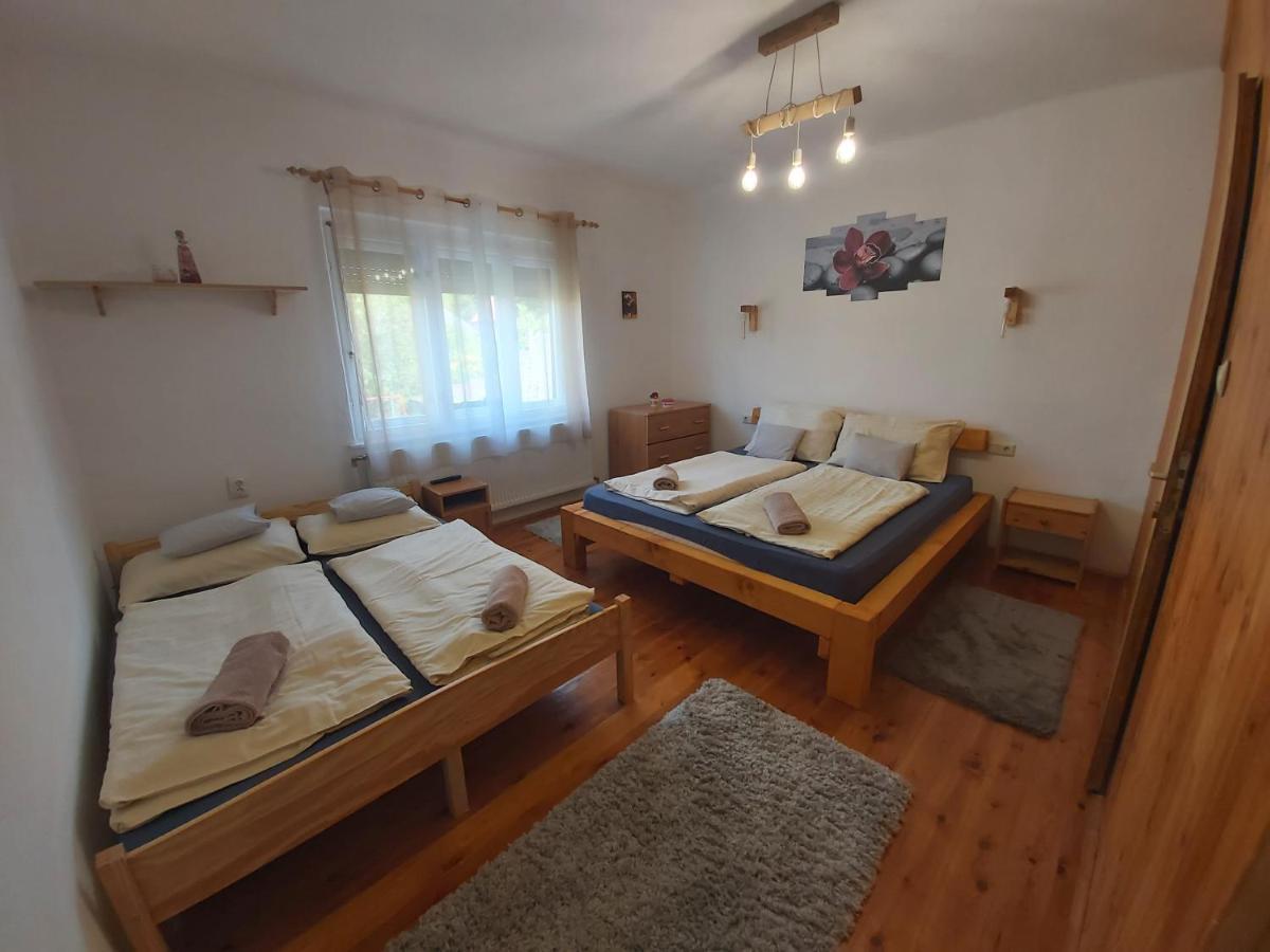 فندق Fenyofa Vendeghaz Szilvásvárad المظهر الخارجي الصورة