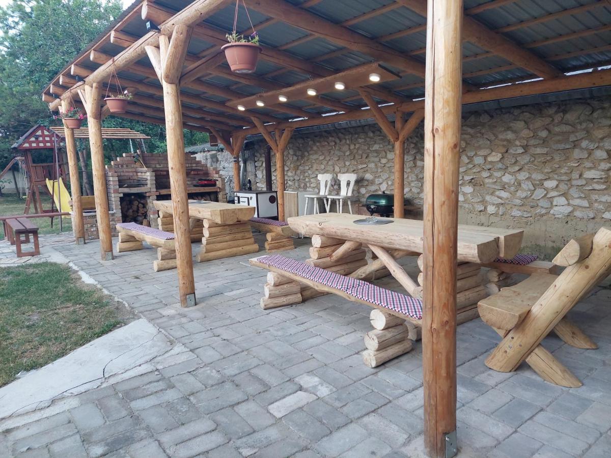 فندق Fenyofa Vendeghaz Szilvásvárad المظهر الخارجي الصورة